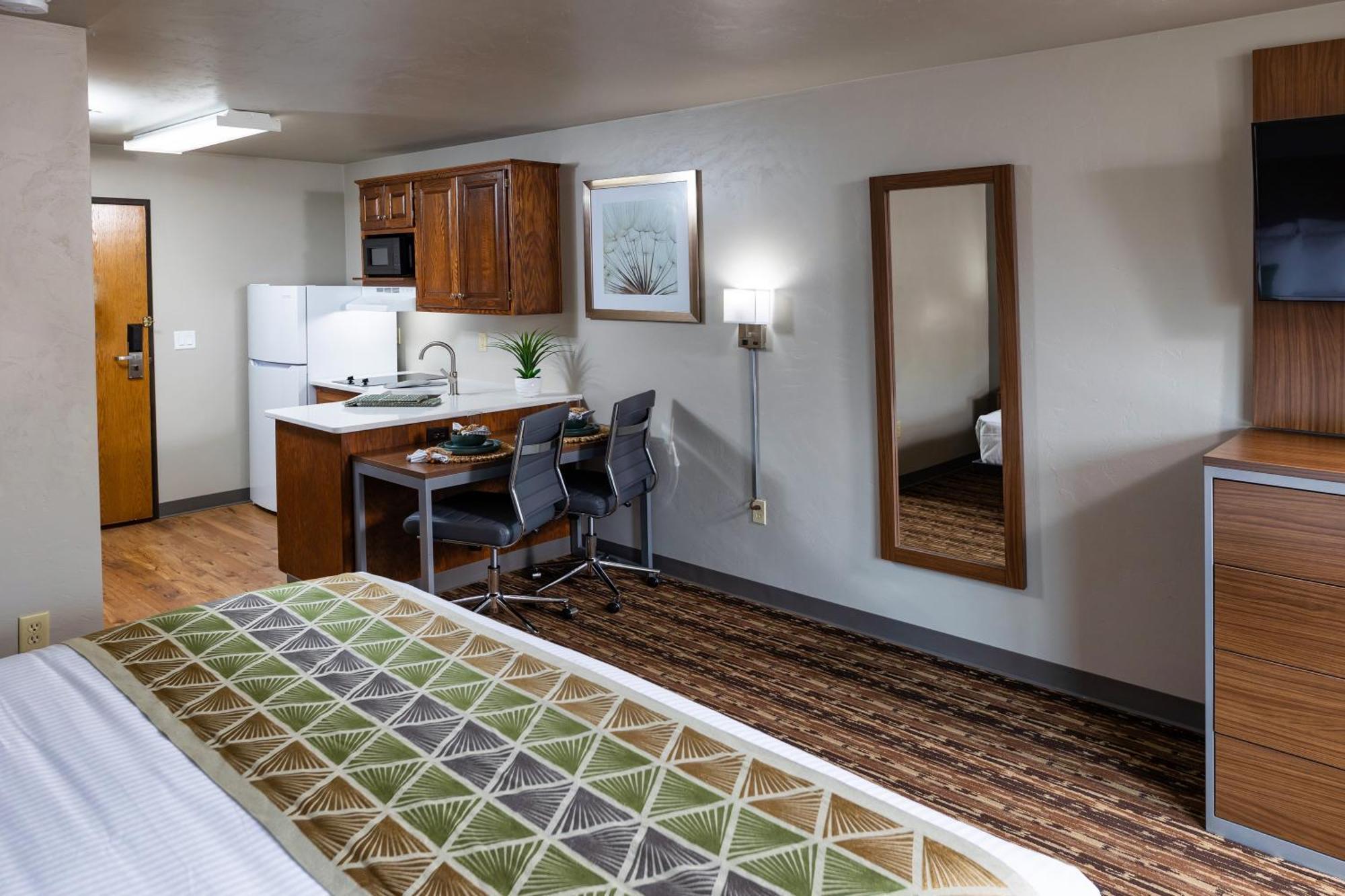 Extended Stay Airport Green Bay Exterior photo